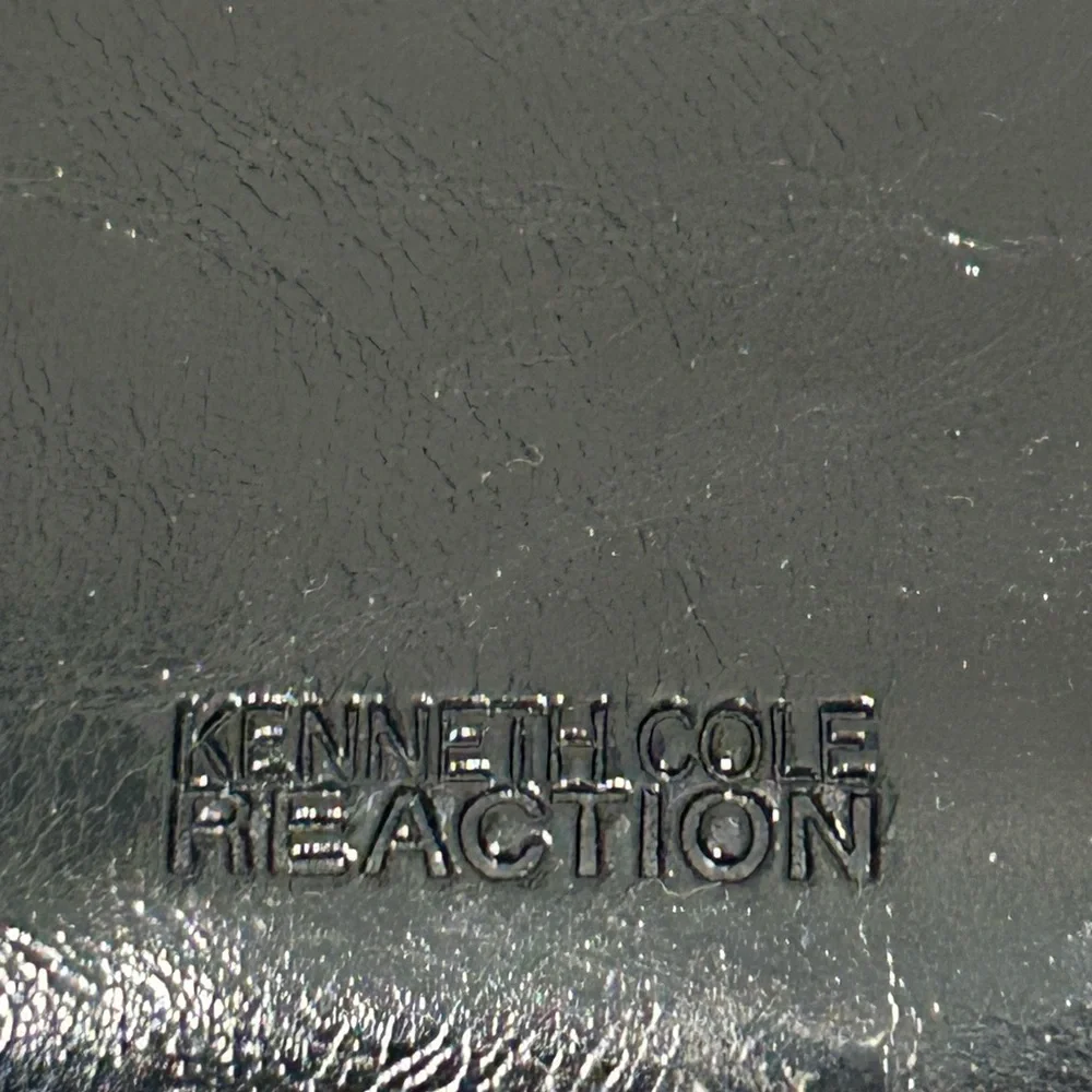 Kenneth Cole Reaction Black Wallet